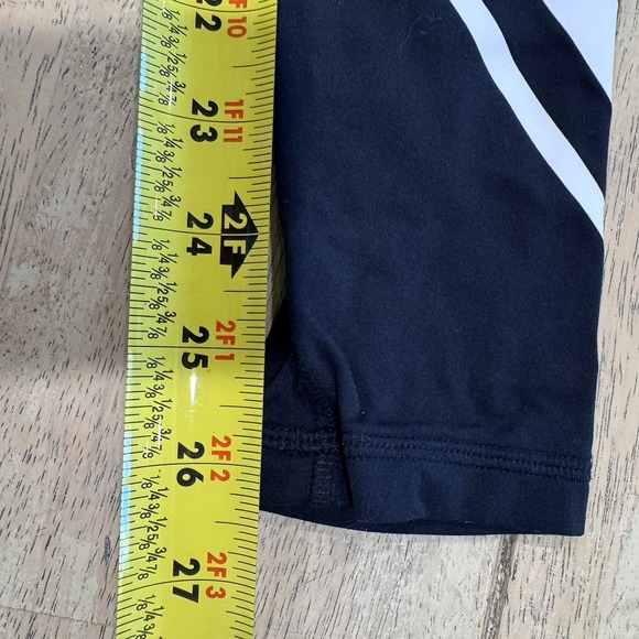 Tory Burch Sport Weightless Chevron Leggings Black Womens Size M Key Pocket - Picture 8 of 8